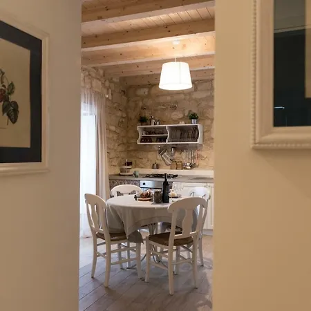 Casa Sabir Holiday home *